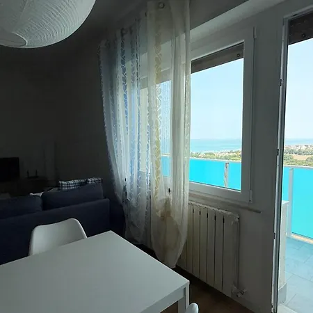 P073 - Porto Recanati, Trilocale Panoramico Vista Mare * פורטו רקנאטי