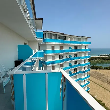 P073 - Porto Recanati, Trilocale Panoramico Vista Mare פורטו רקנאטי